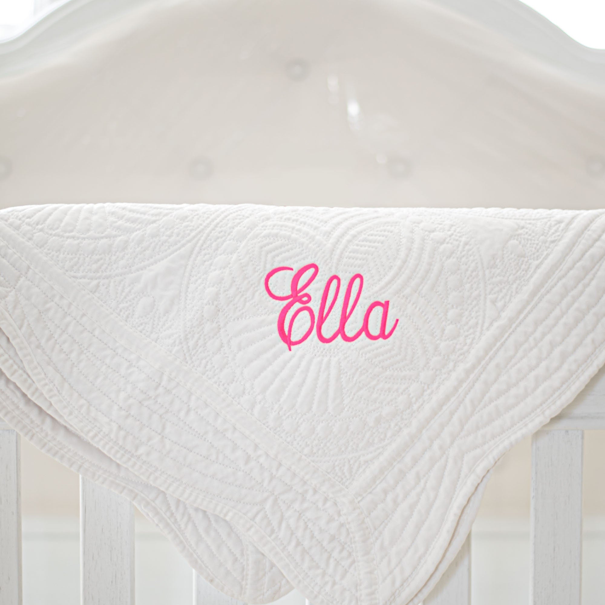 Personalized Baby Quilt, Monogram Baby Quilts, Baby Girl Quilt, Personalized Baby Gifts for Girls, Monogrammed Baby Blanket / Quilt Pink