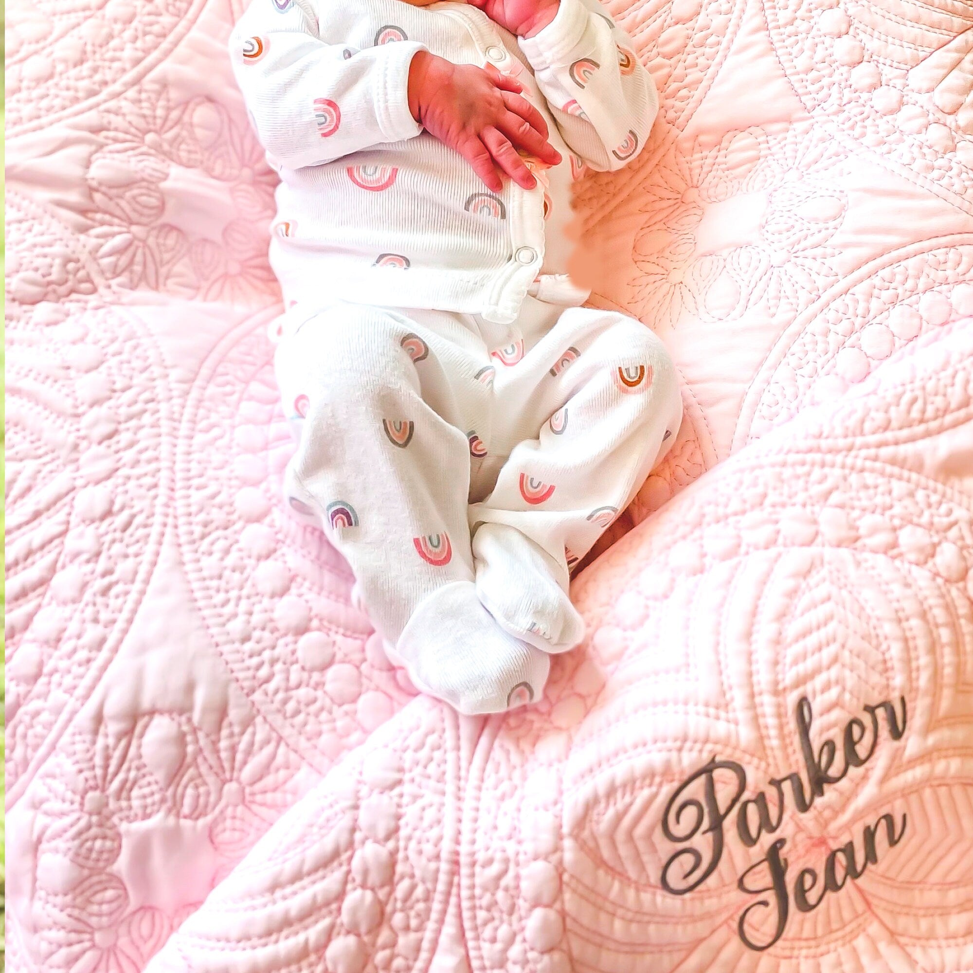 Personalized Baby Quilt, Monogram Baby Quilts, Baby Girl Quilt, Personalized Baby Gifts for Girls, Monogrammed Baby Blanket / Quilt Pink